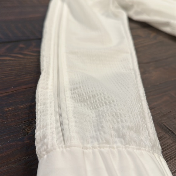 Lululemon Pack Light Bomber - Picture 4 of 14